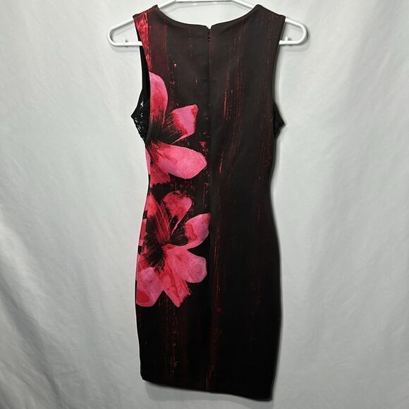 Beautiful floral dresses - Picture 4 of 5